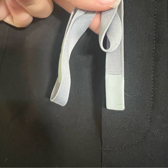 FIGS Taldora Jogger Scrub Pants Black Large - Picture 3 of 7